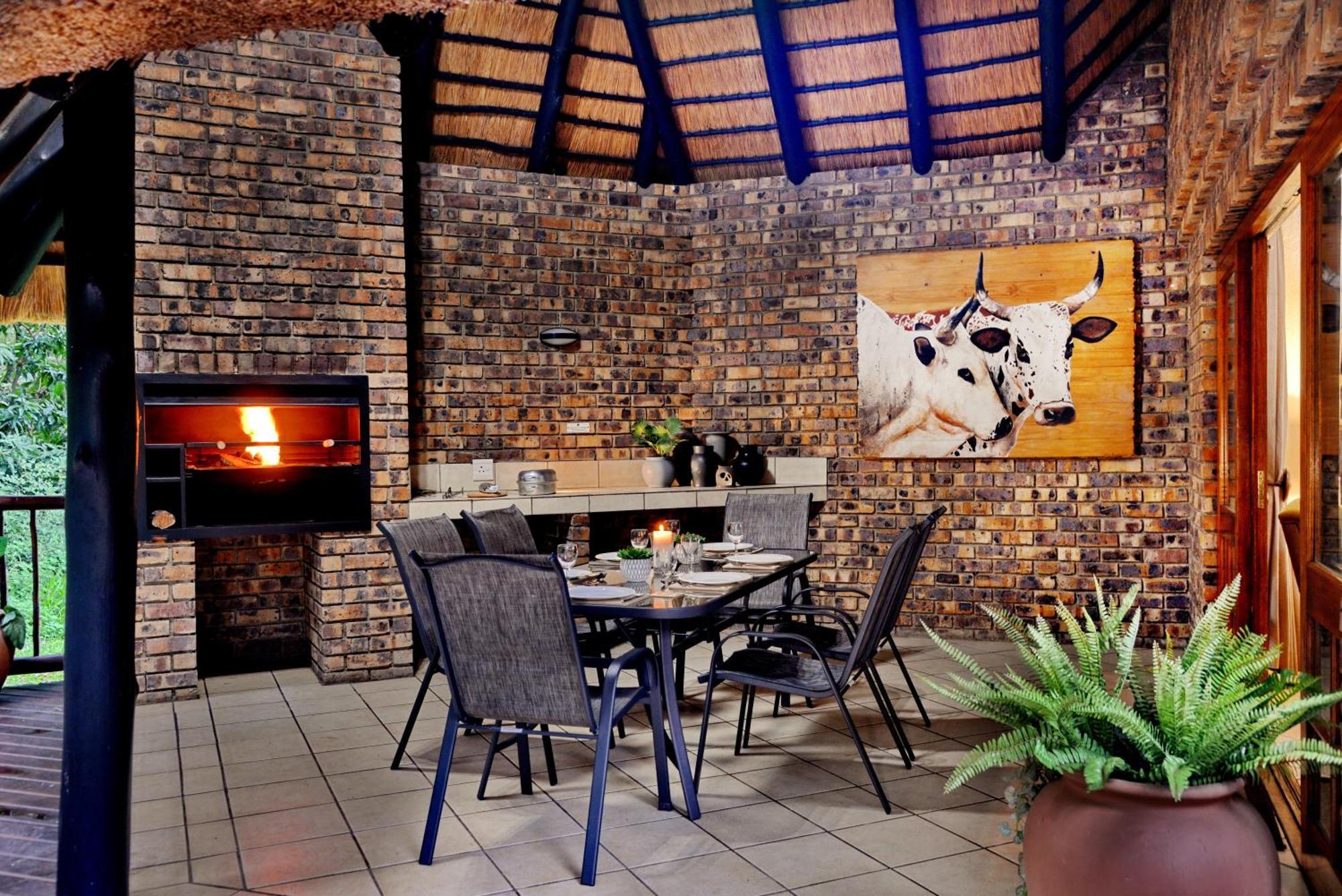 Cambalala - Luxury Units - In Kruger Park Lodge - Serviced Daily, Free Wi-Fi Hazyview Exterior photo