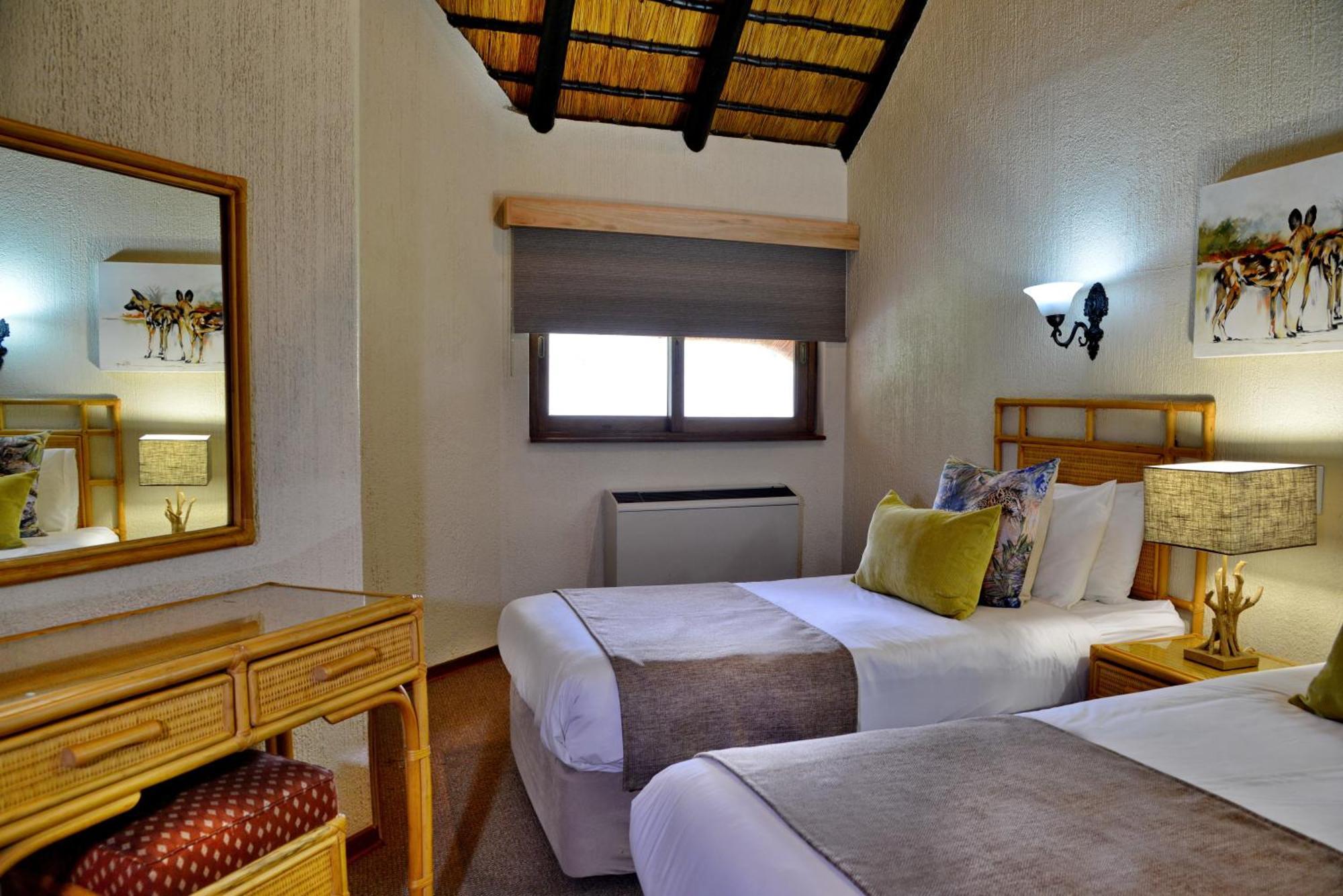 Cambalala - Luxury Units - In Kruger Park Lodge - Serviced Daily, Free Wi-Fi Hazyview Exterior photo